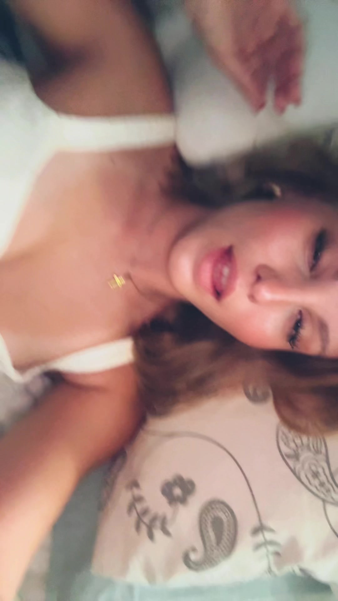 @claudiamrozz
