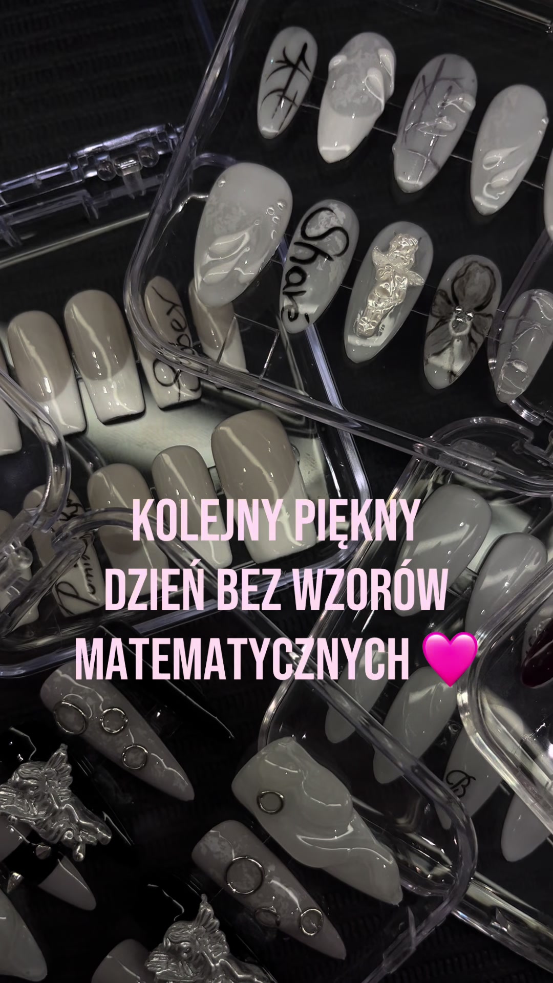 @MOUSE.NAILSSS