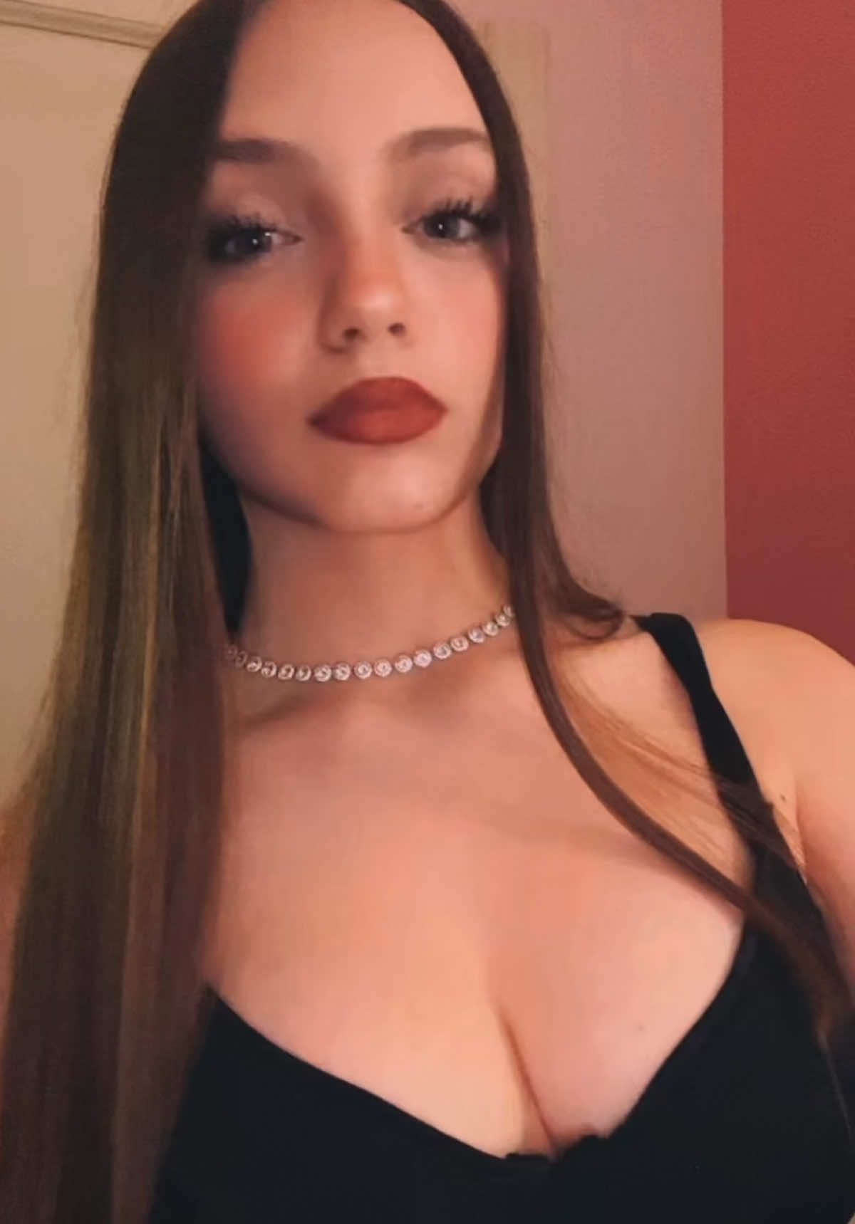 @𝒢
