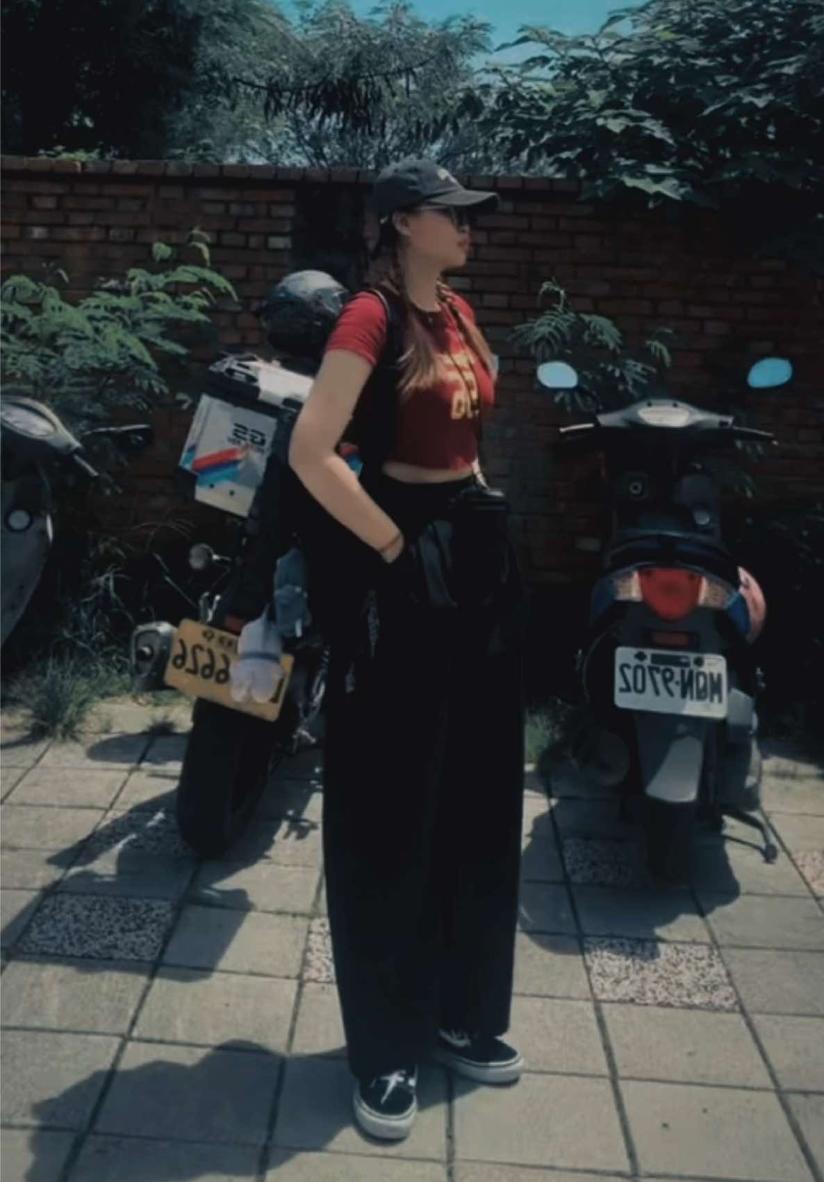 @TIESEKA