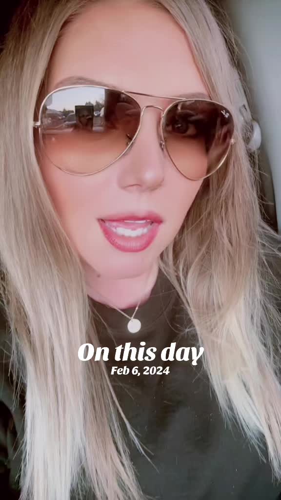 @Sarah (Blondie)