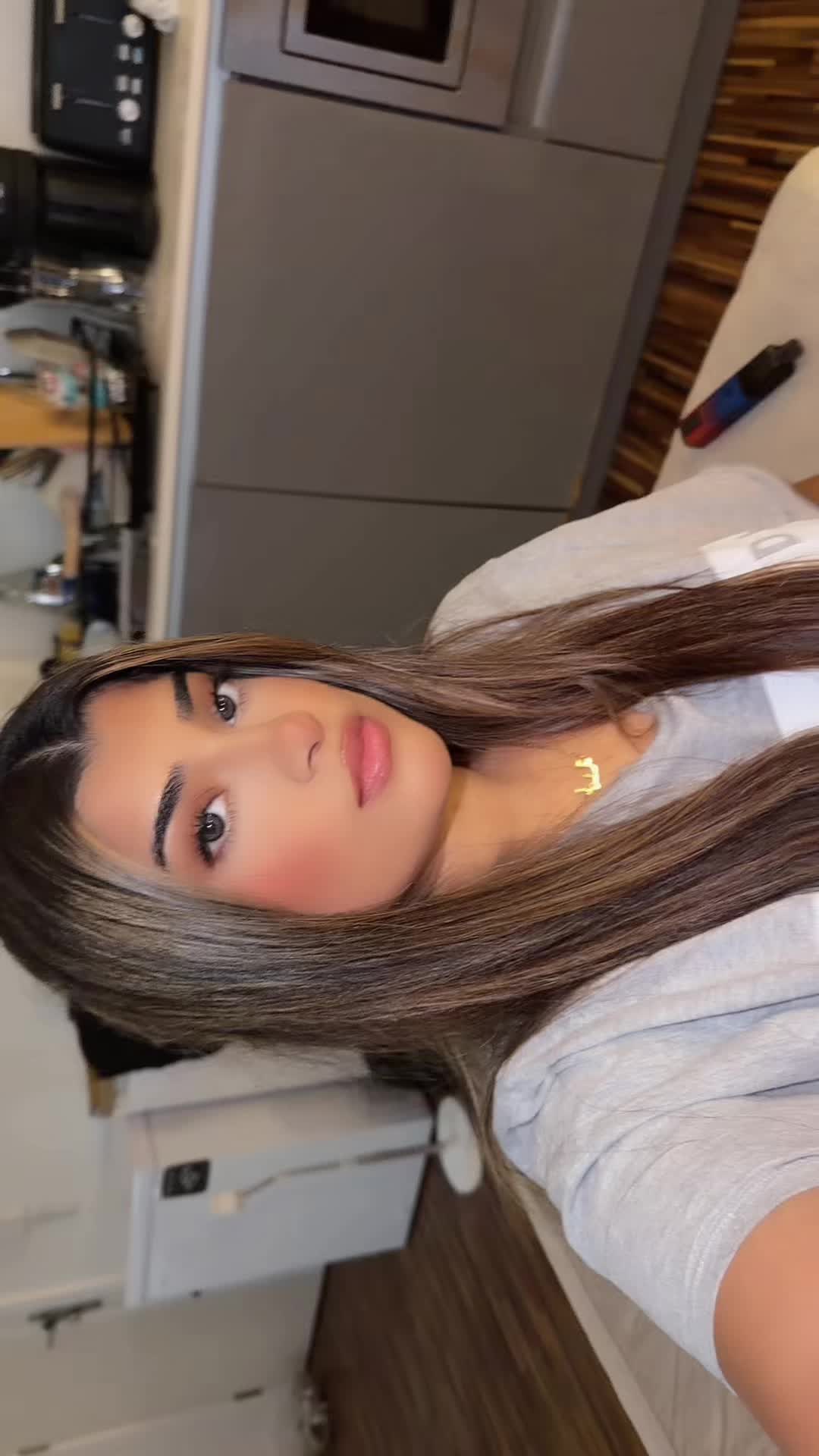 @Amna🐬