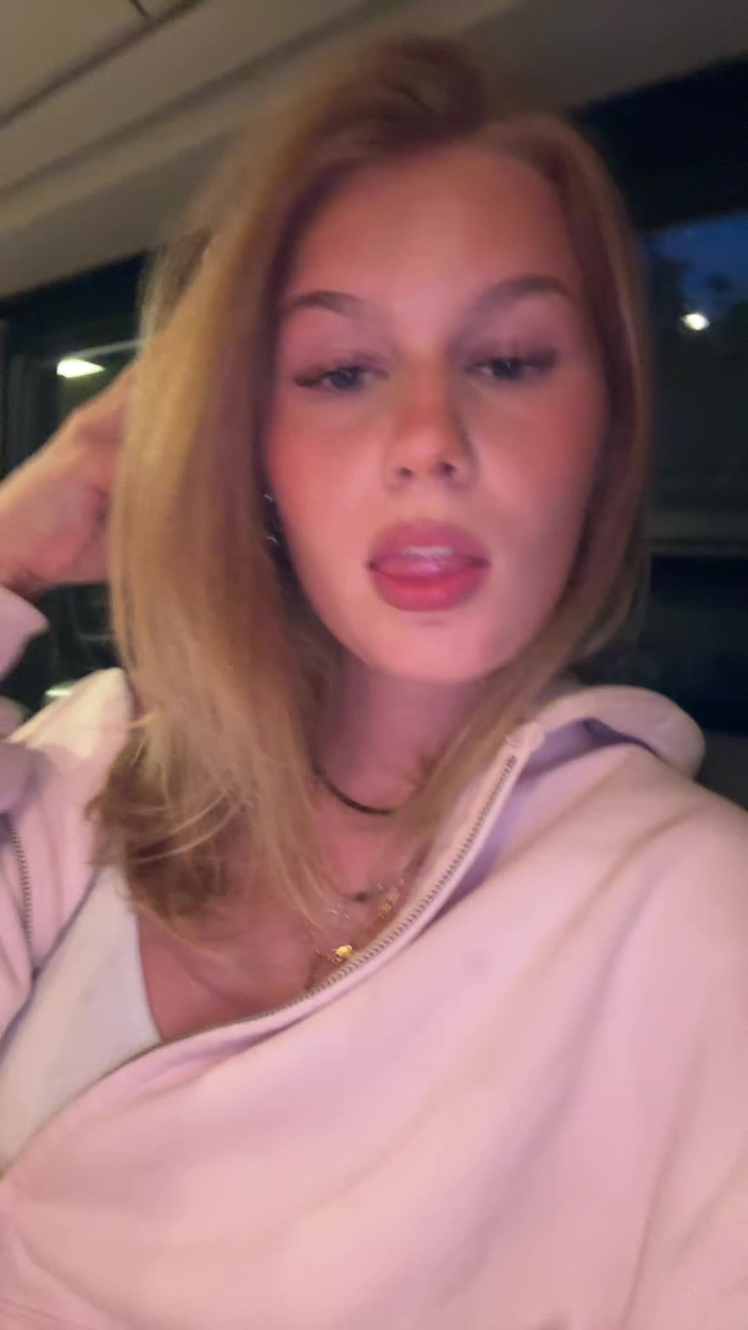 @mayafee