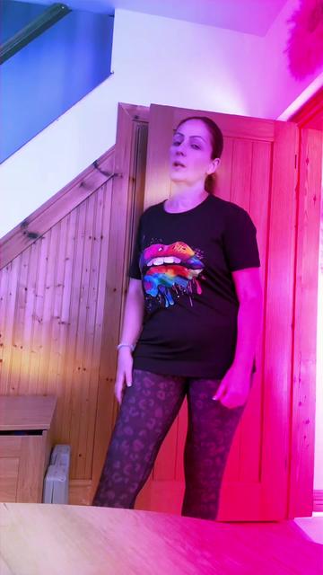 @🐉GIRLNEXTDOOR🐉🏴