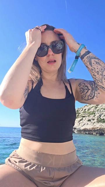 @Innocenthotwifexxx