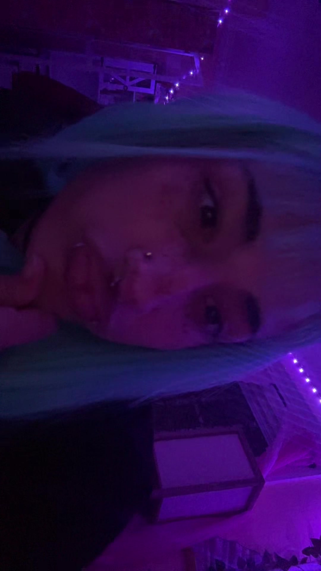 @≽ܫ≼