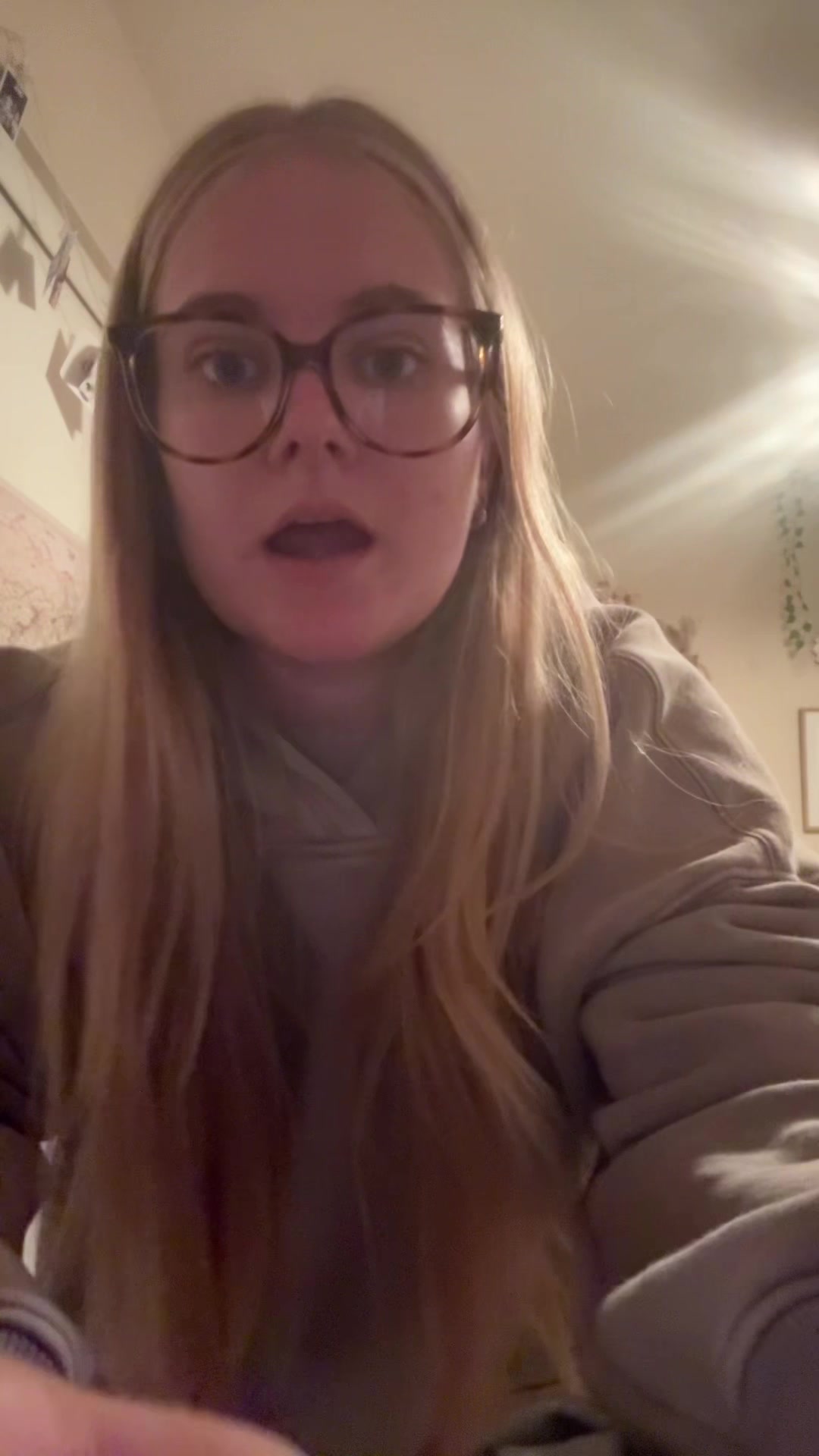 @🐒ophia