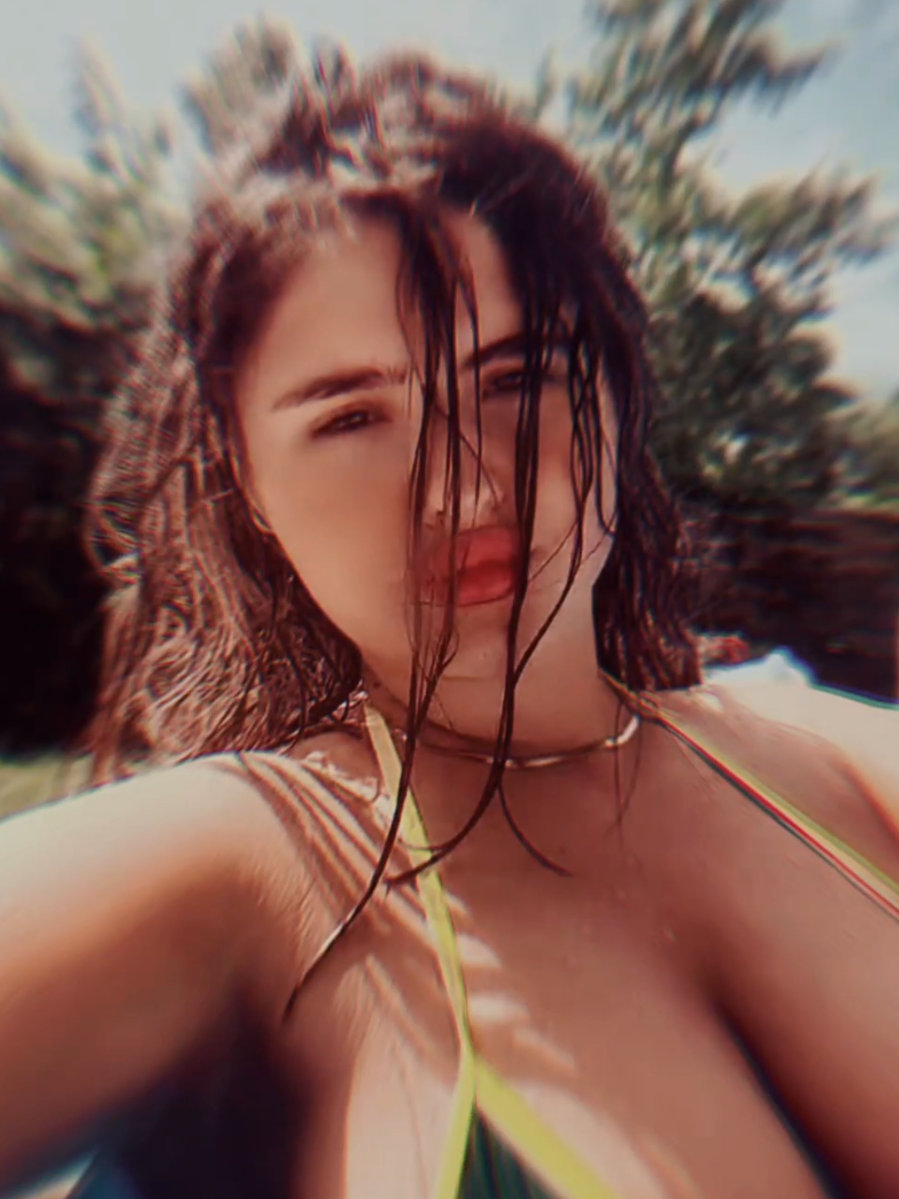 @Andreea🦋