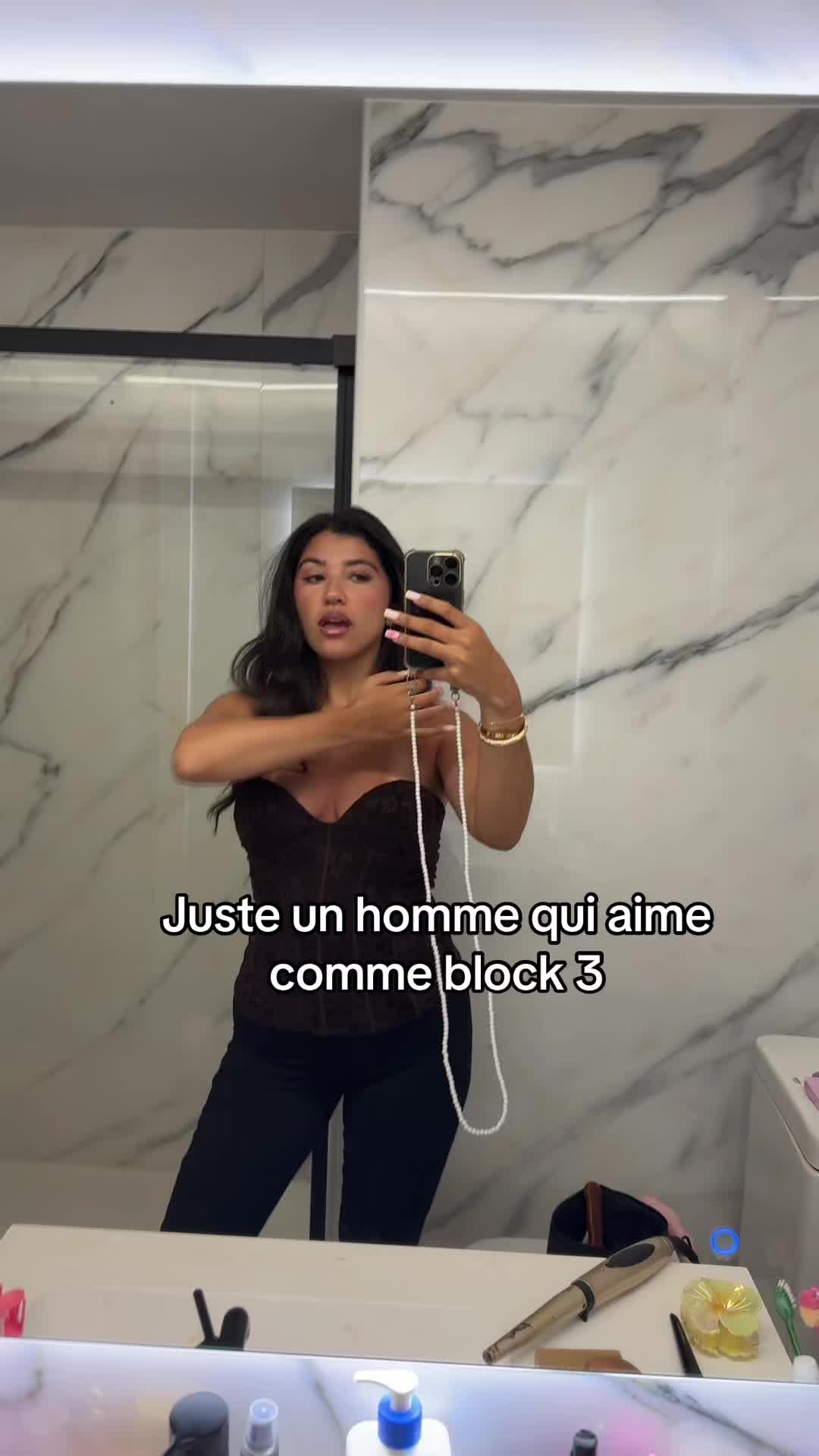 @Douaa_s17
