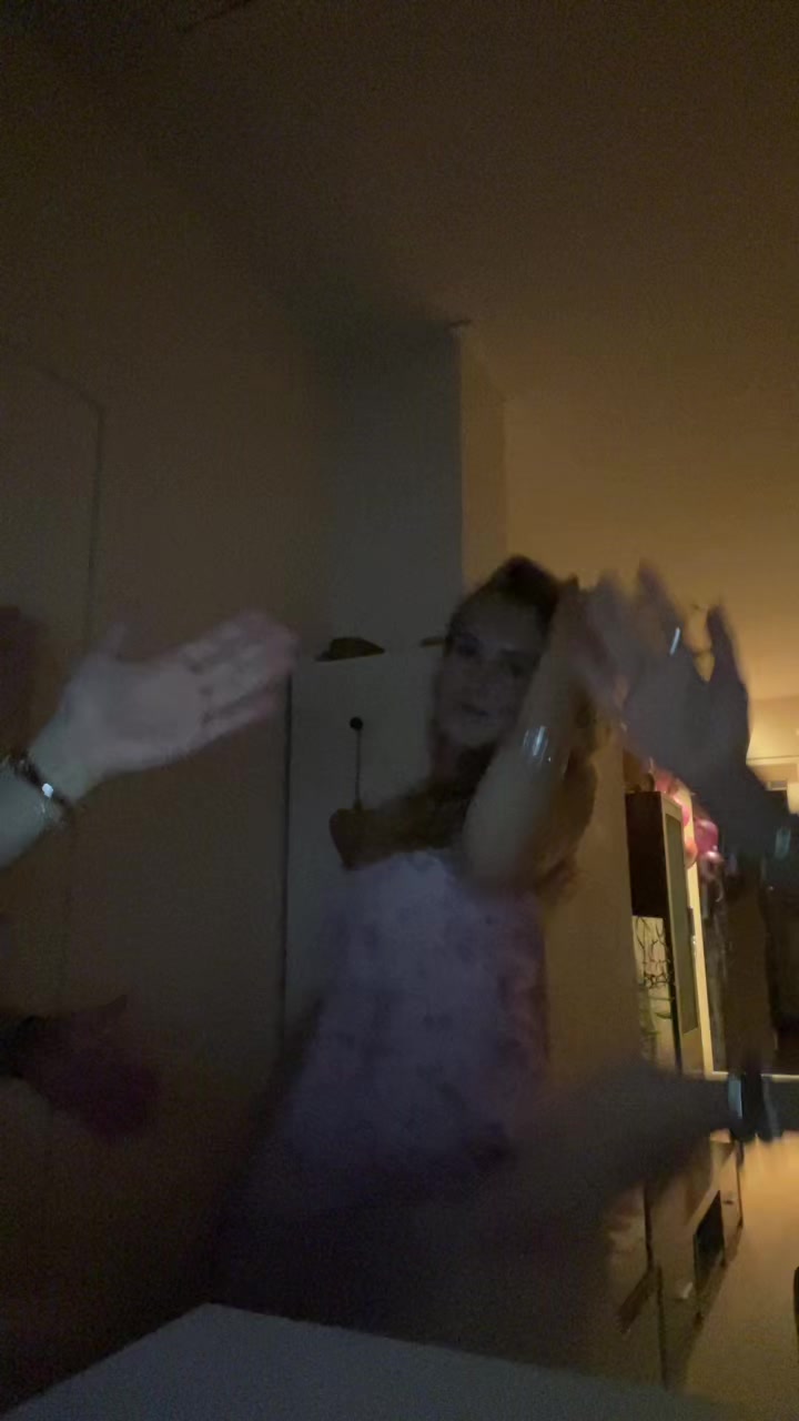 @Emmi