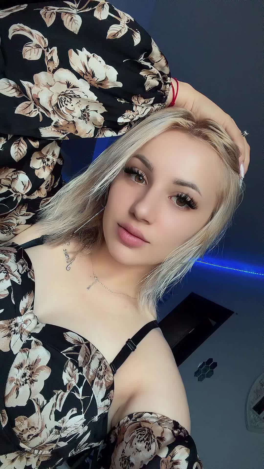@🦋 Simo 🦋