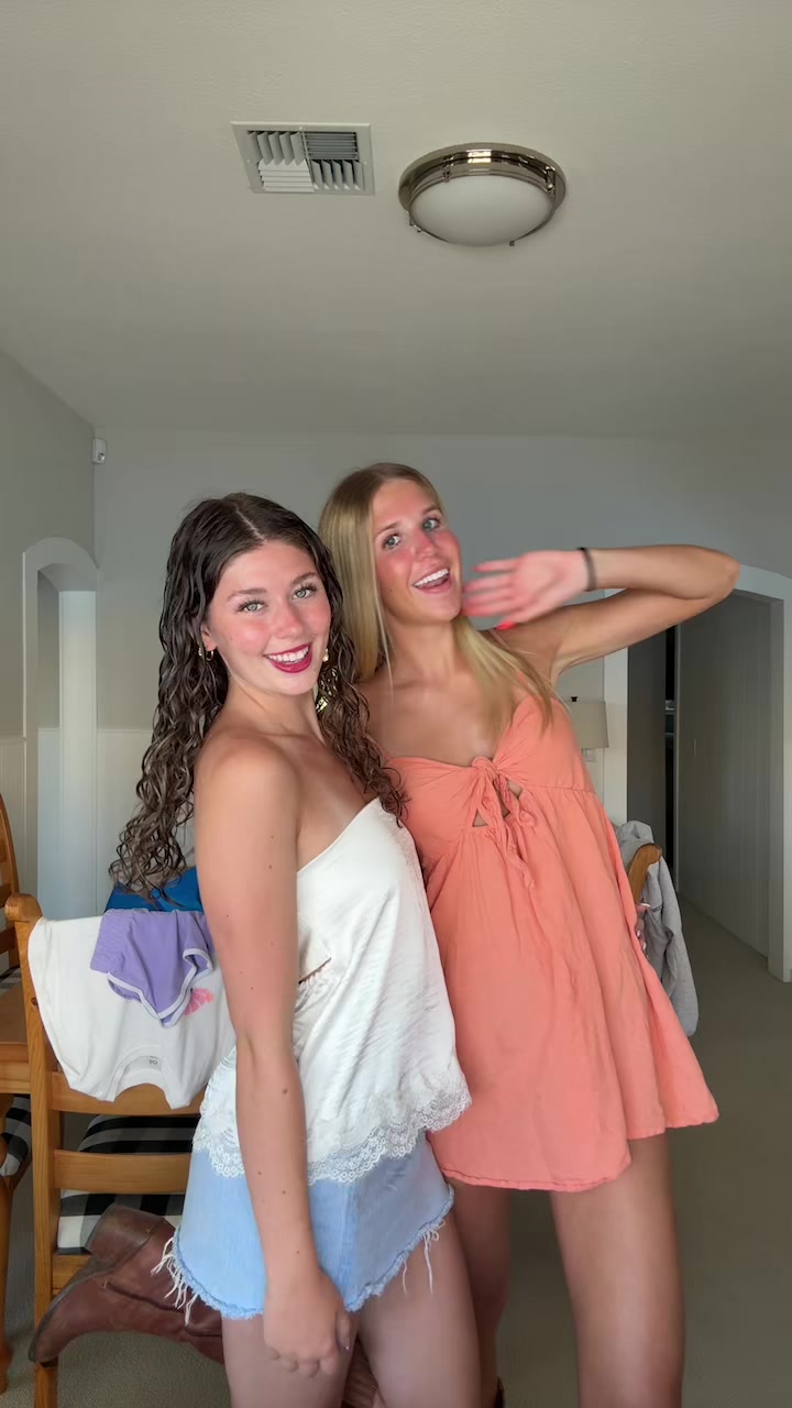 @ellieplumm