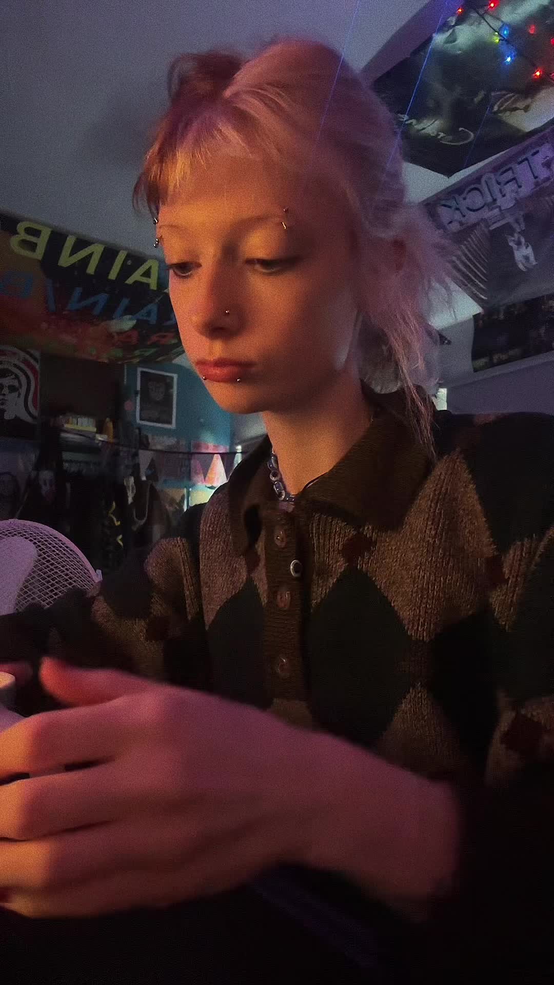 @EliEEYIYO