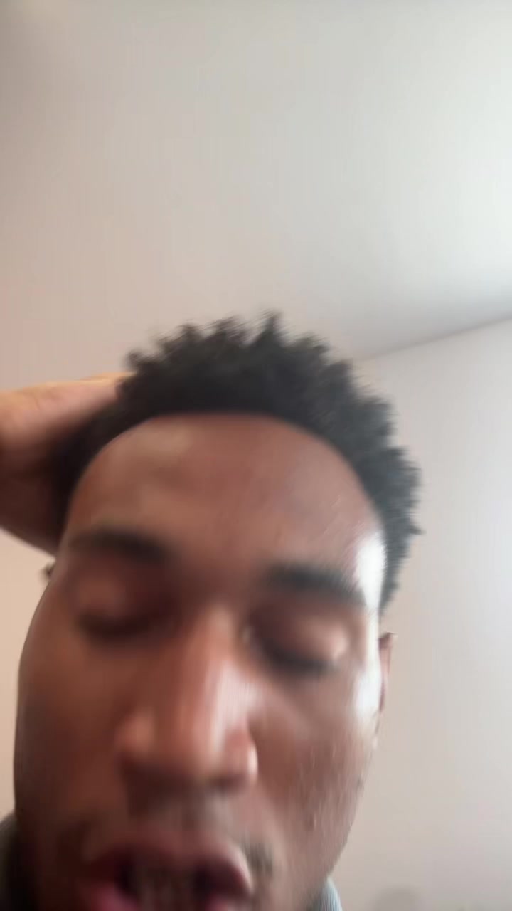 @eli_bliqq