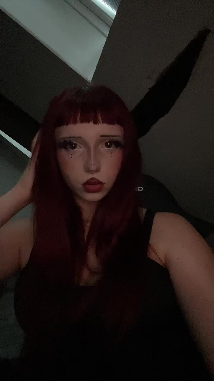 @♱