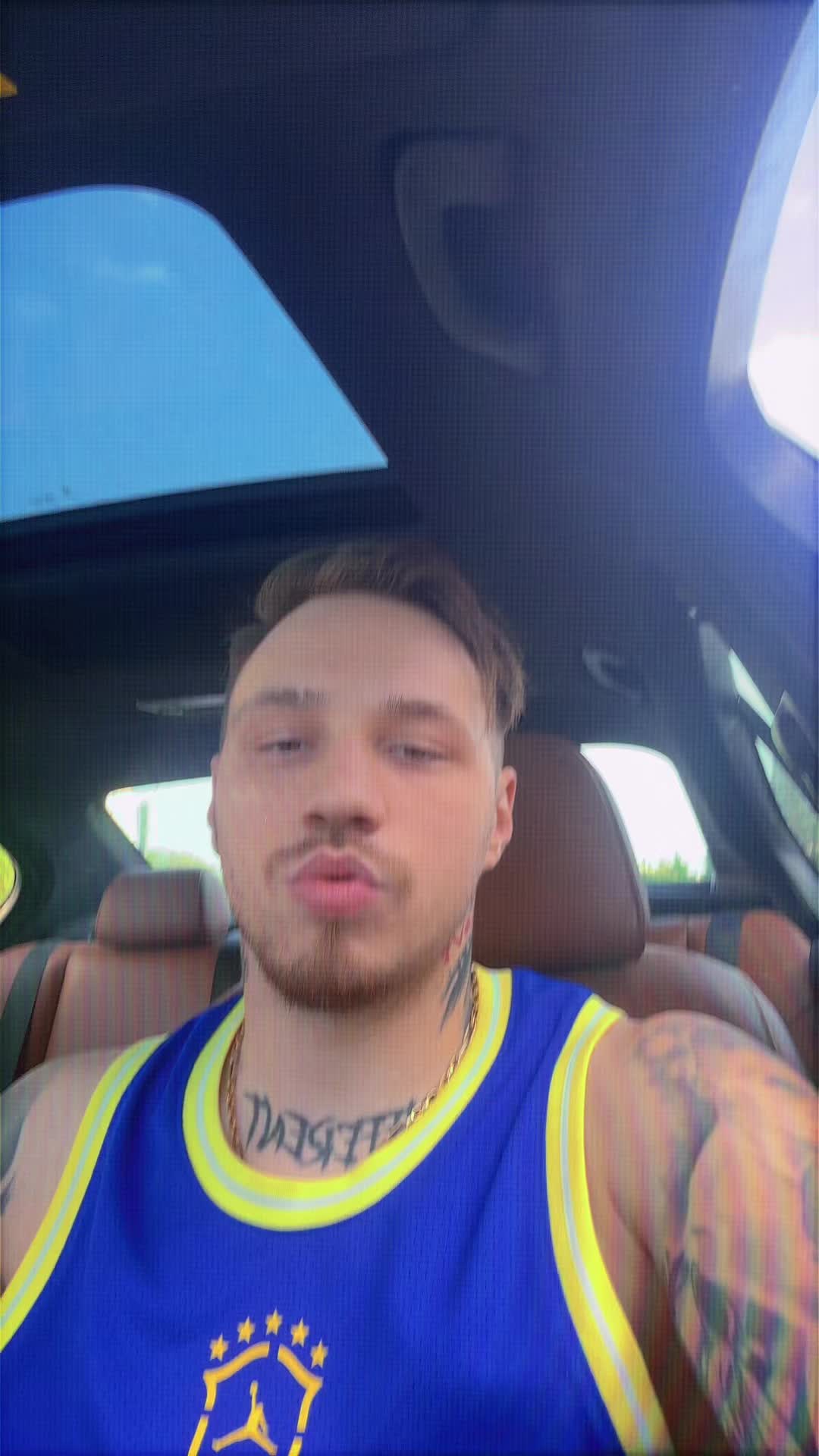 @LLL😈