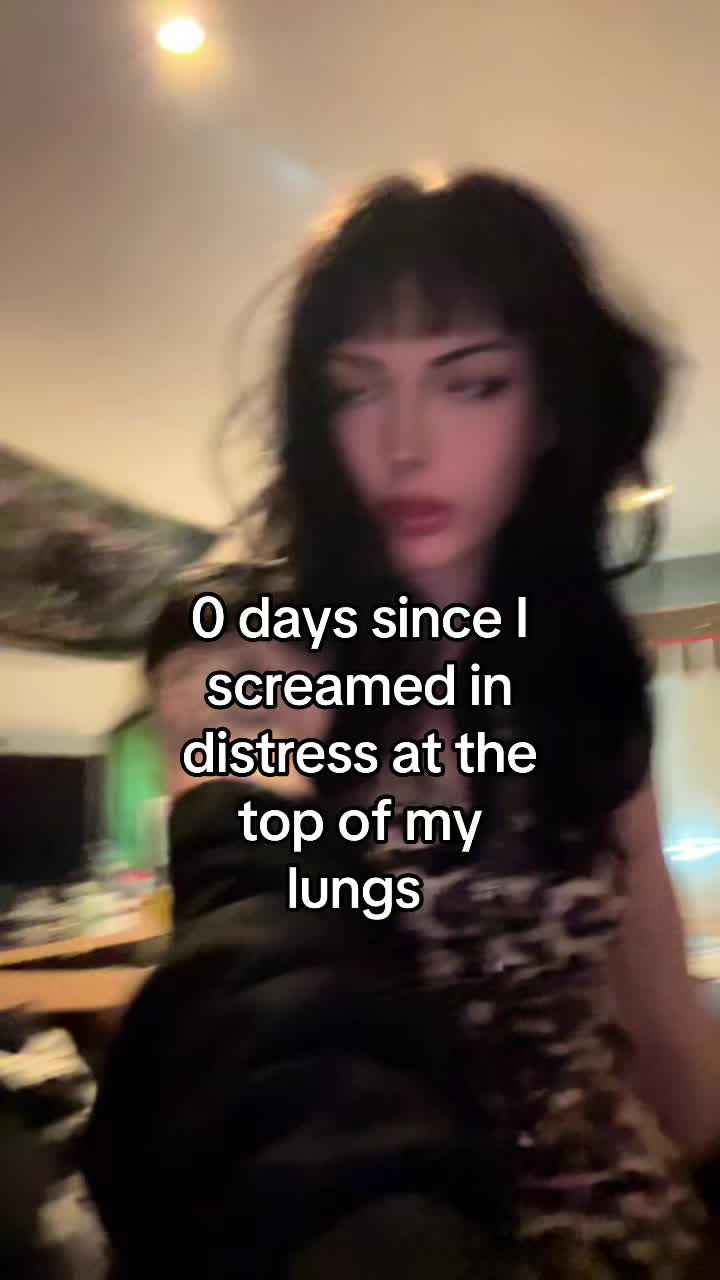 @Aphen🧟♀️