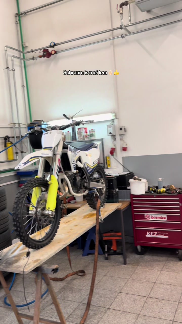 @🔱Zettelbua | enduro🔱