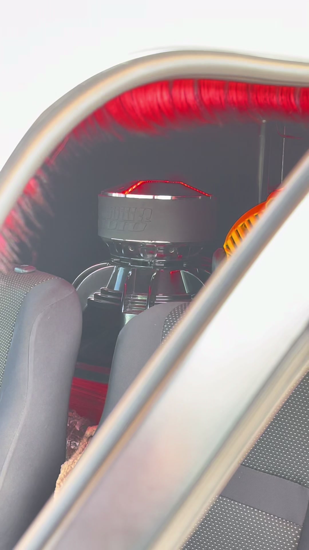 @caraudiobarn