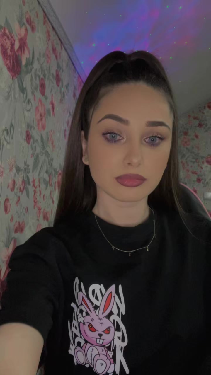 @🧿𝓐𝓷𝓷𝓪𝓪 𝓜𝓪𝓻𝓲𝓪🌼