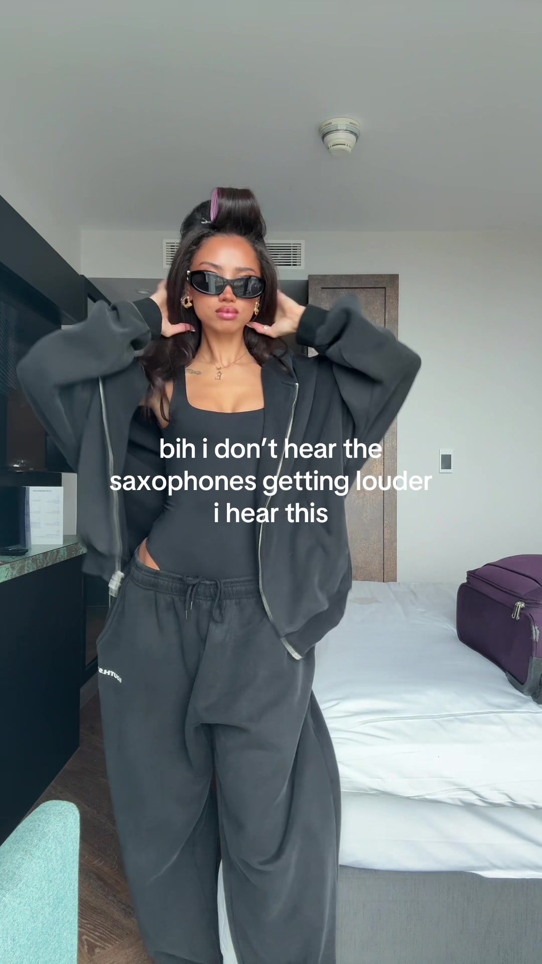 @Ell