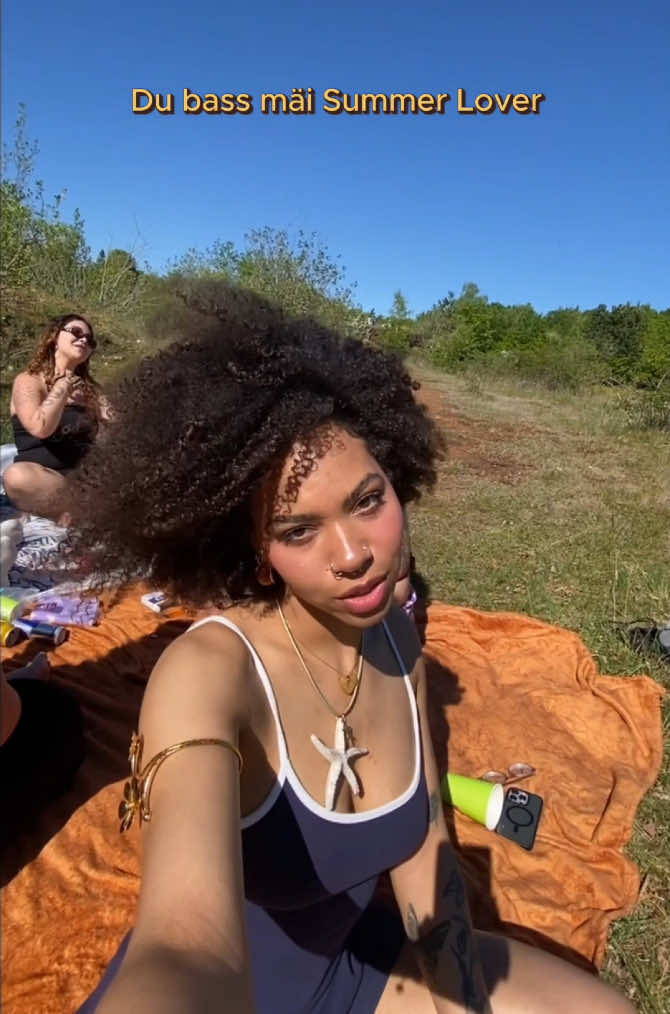 @shaniakraemer