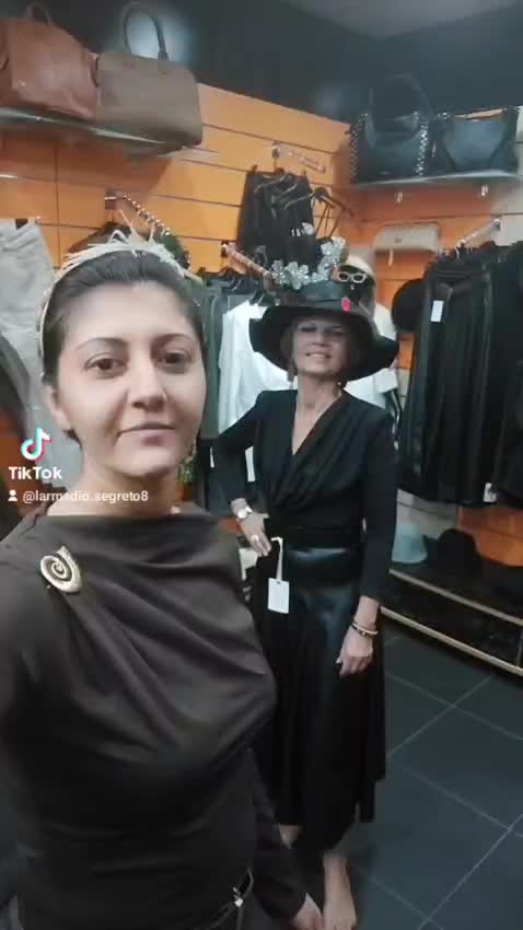 @Vera