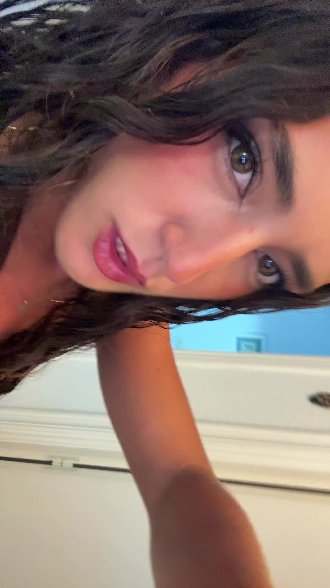 @Adrianasg