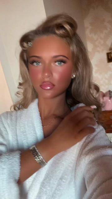 @👸🏼