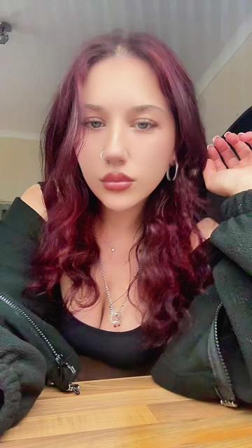 @Shev🍒