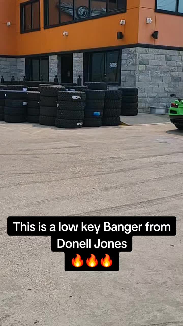@MoMoney