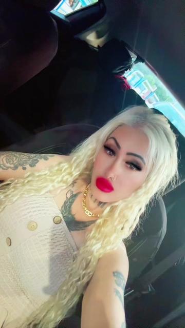 @Karina Nina Varga
