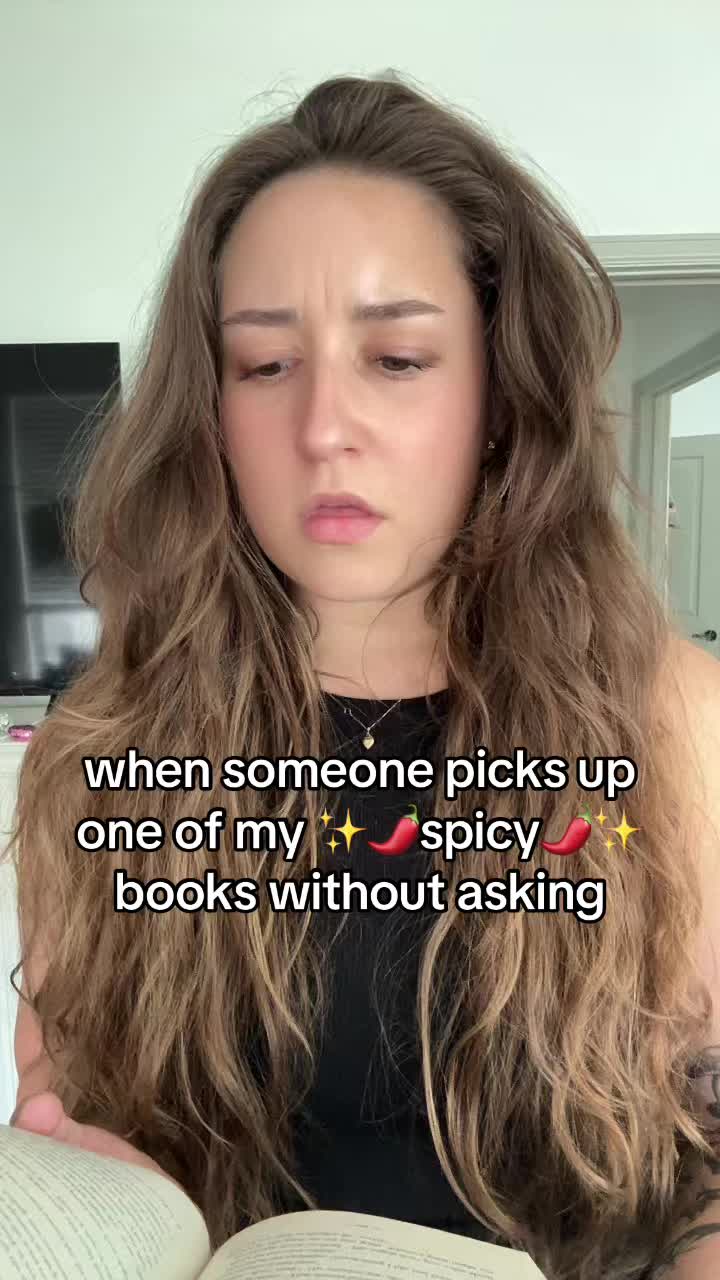 @imthatbookbitch