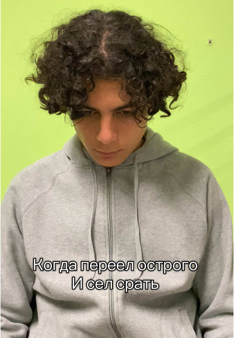 @Miqq