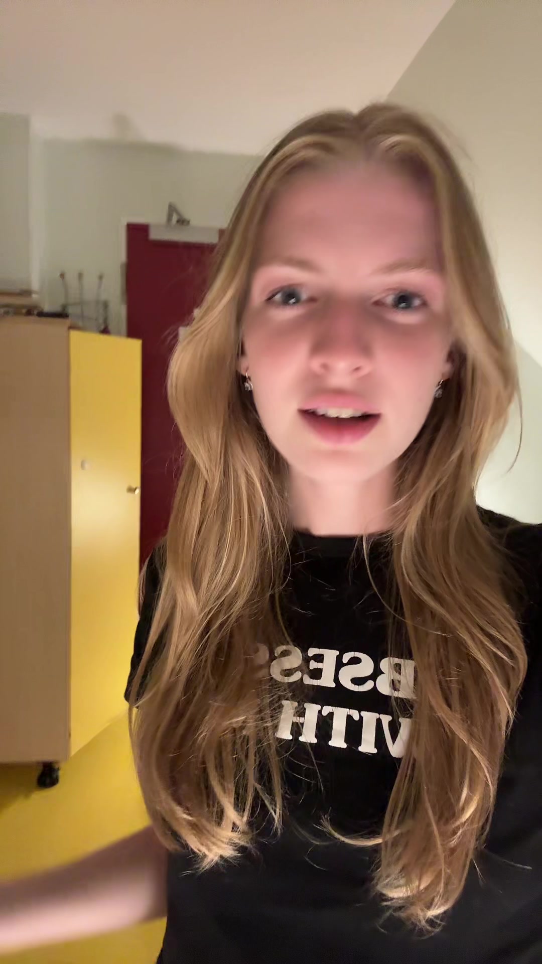 @Emi