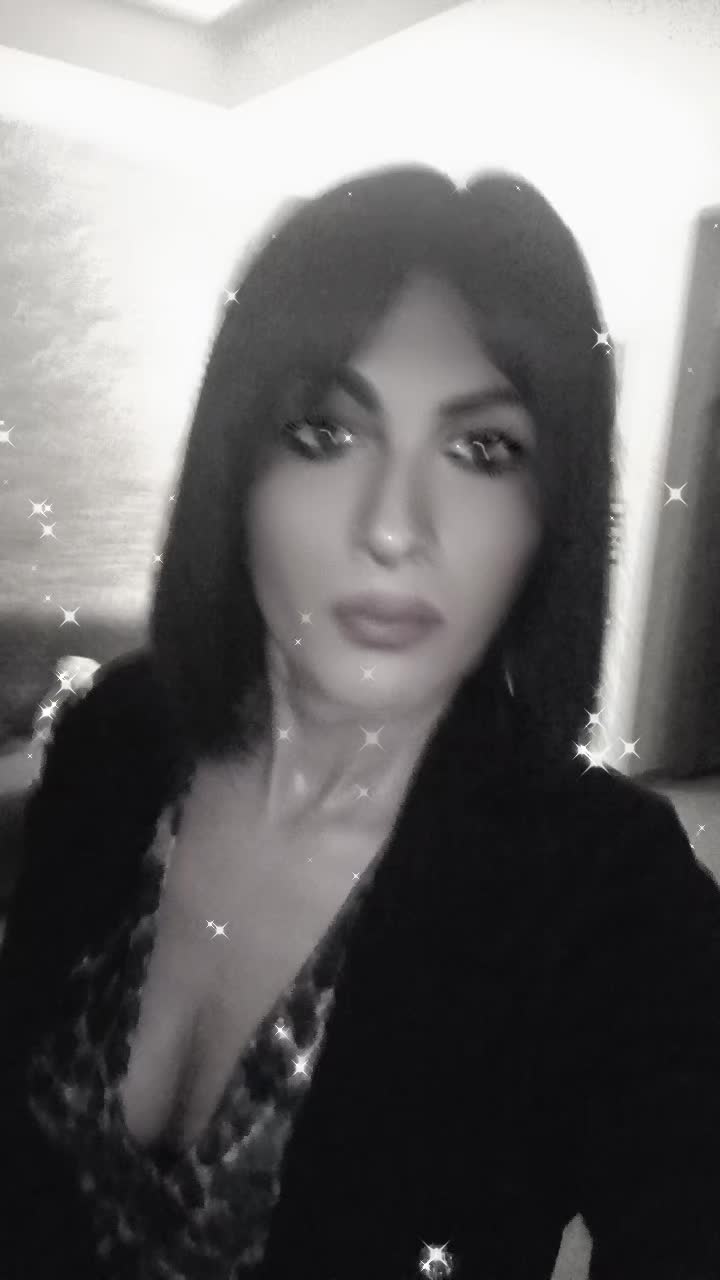 @Valentina