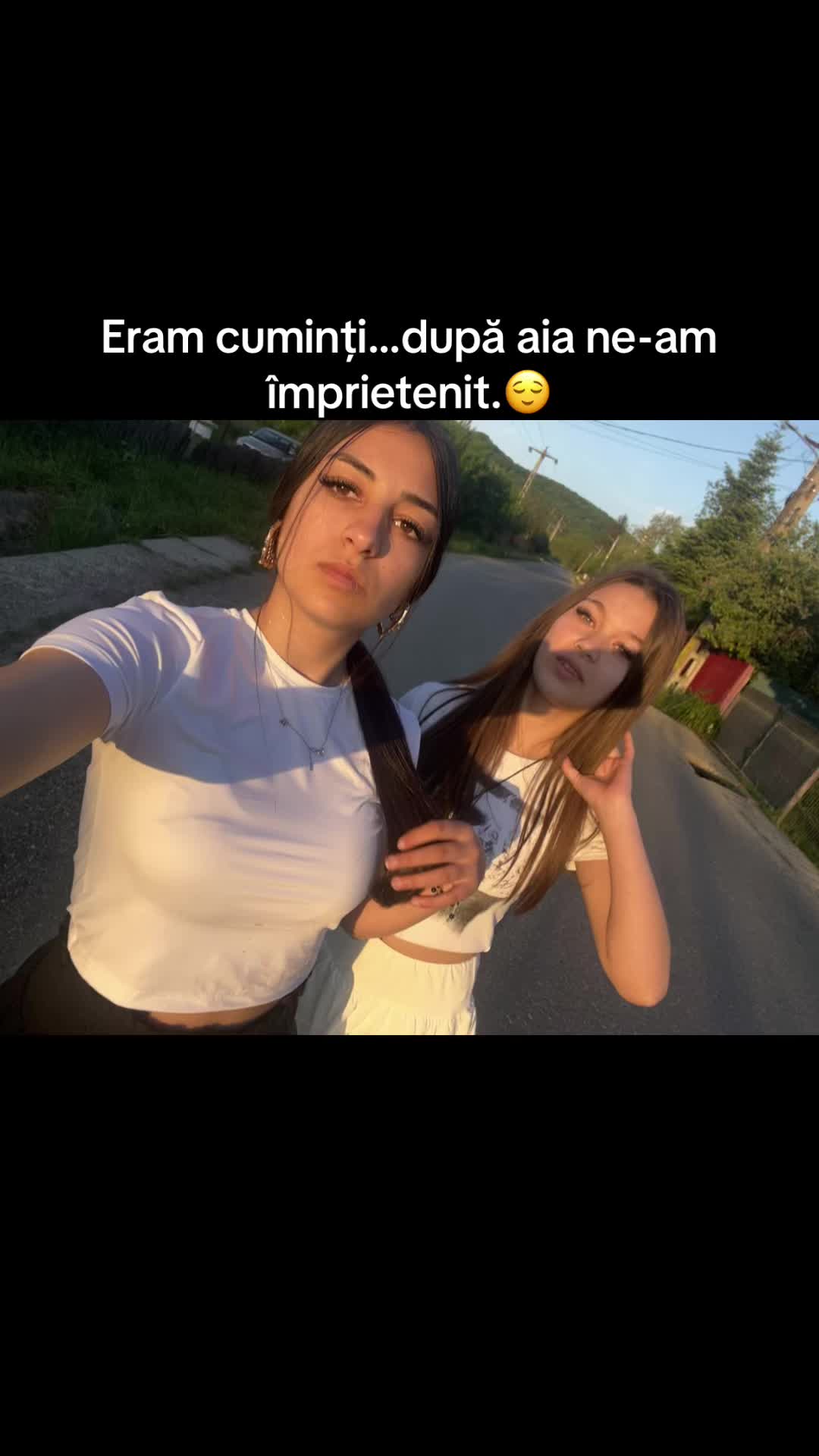 @Iustina&Miruna🤷🏽&zwj;♀️