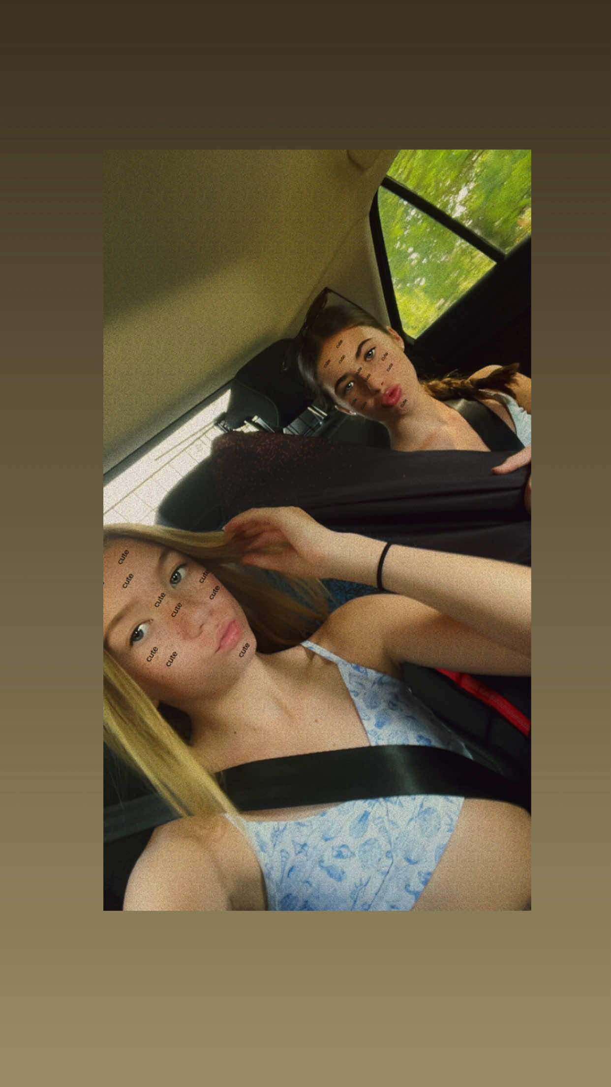 @Carys15