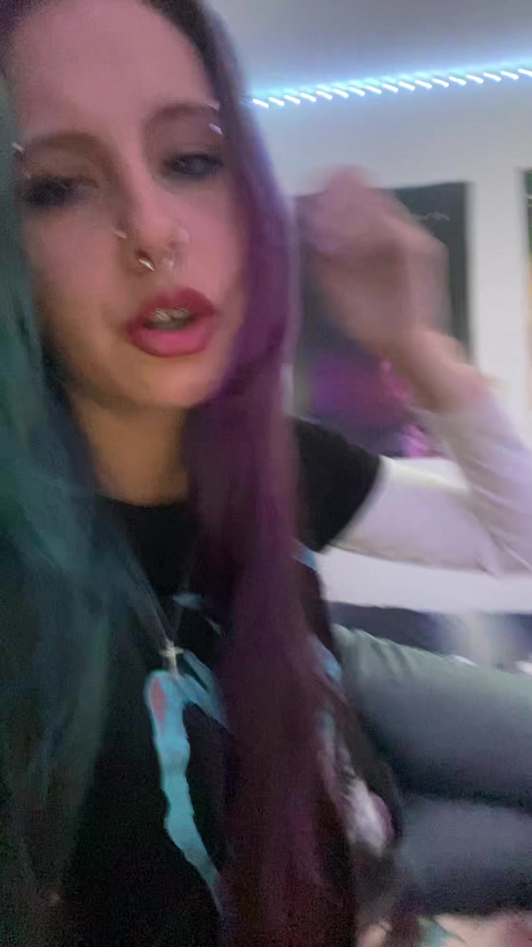 @Aiesha
