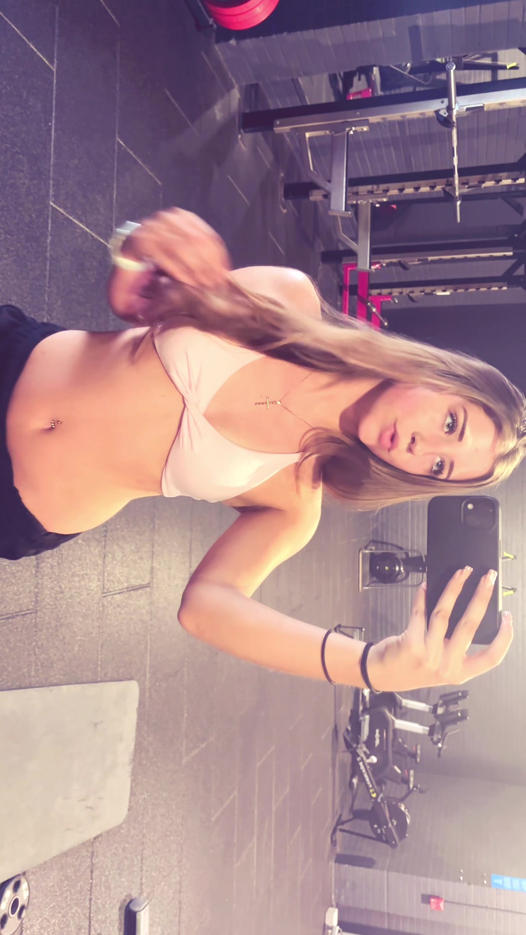 @𝐤𝐢𝐧𝐚.