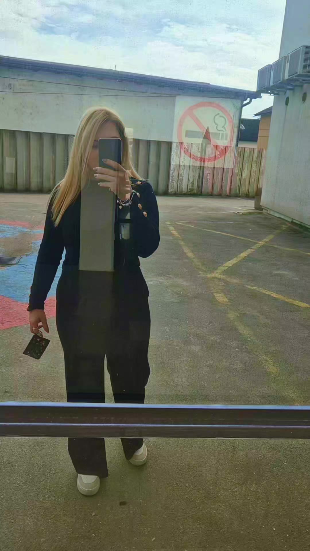 @Anja🖤