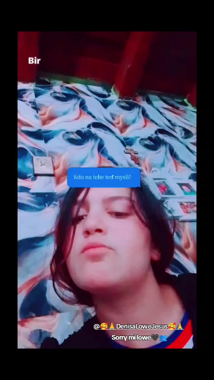 @Juliana🦋💋