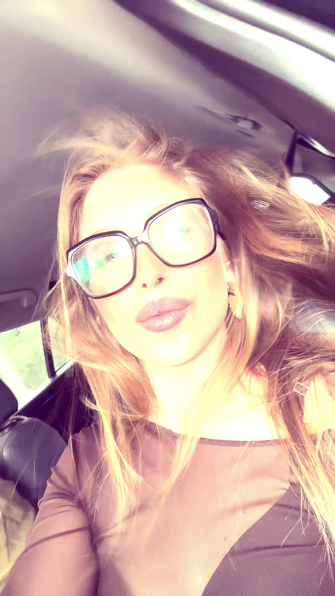@Blondie 💁🏼&zwj;♀️