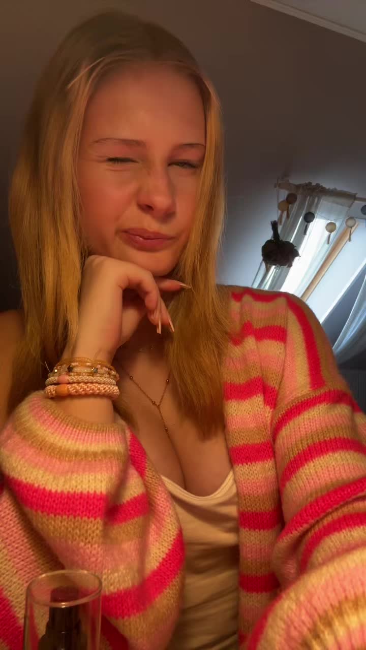 @LarAA✨🥂🪩