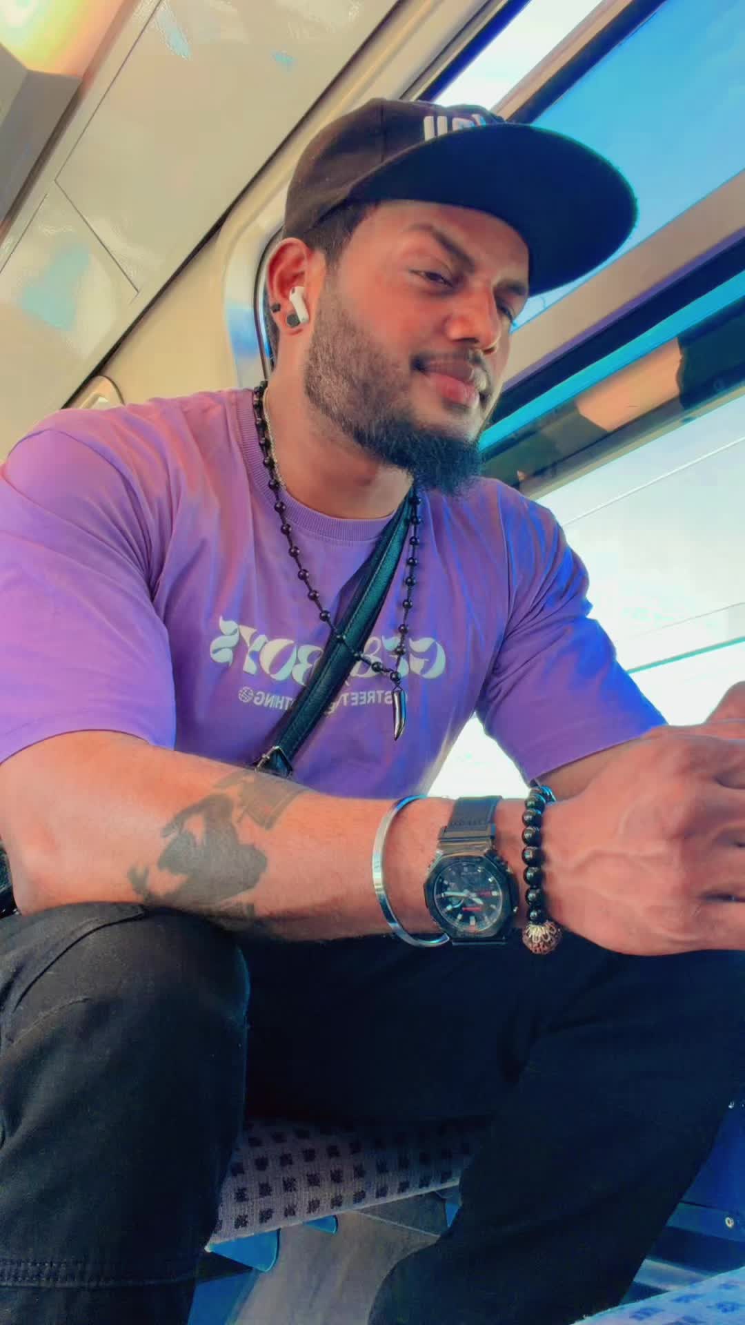 @Kannan 8 🇫🇷
