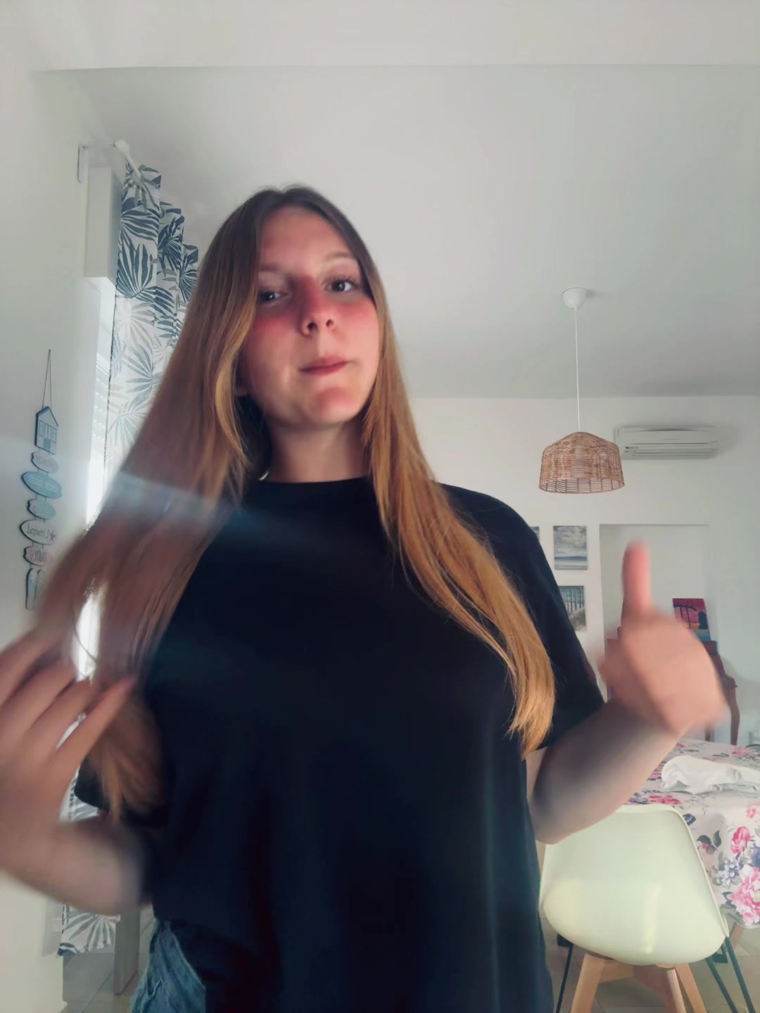 @𝟐𝟐