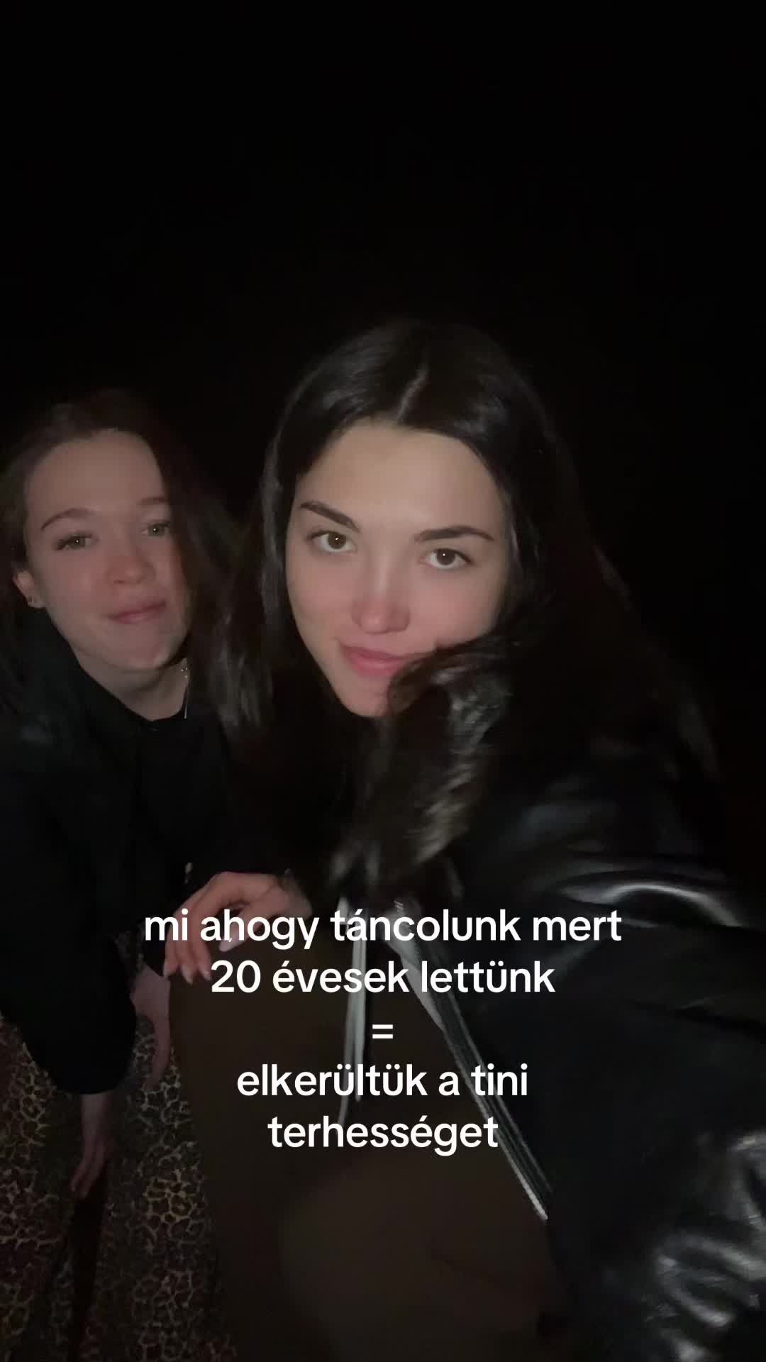 @Z&oacute;ja &eacute;s Anita
