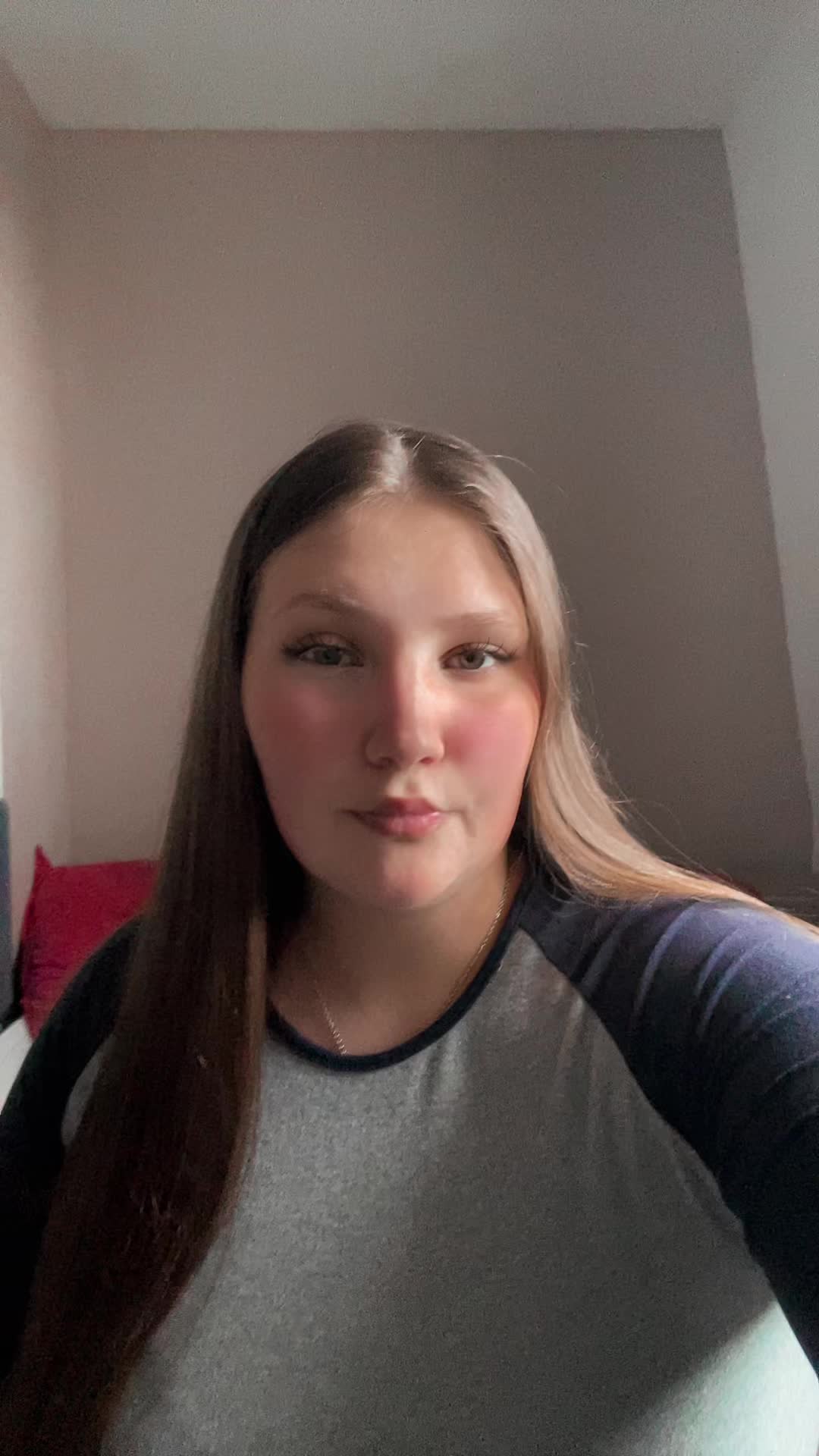 @Emeline_olv
