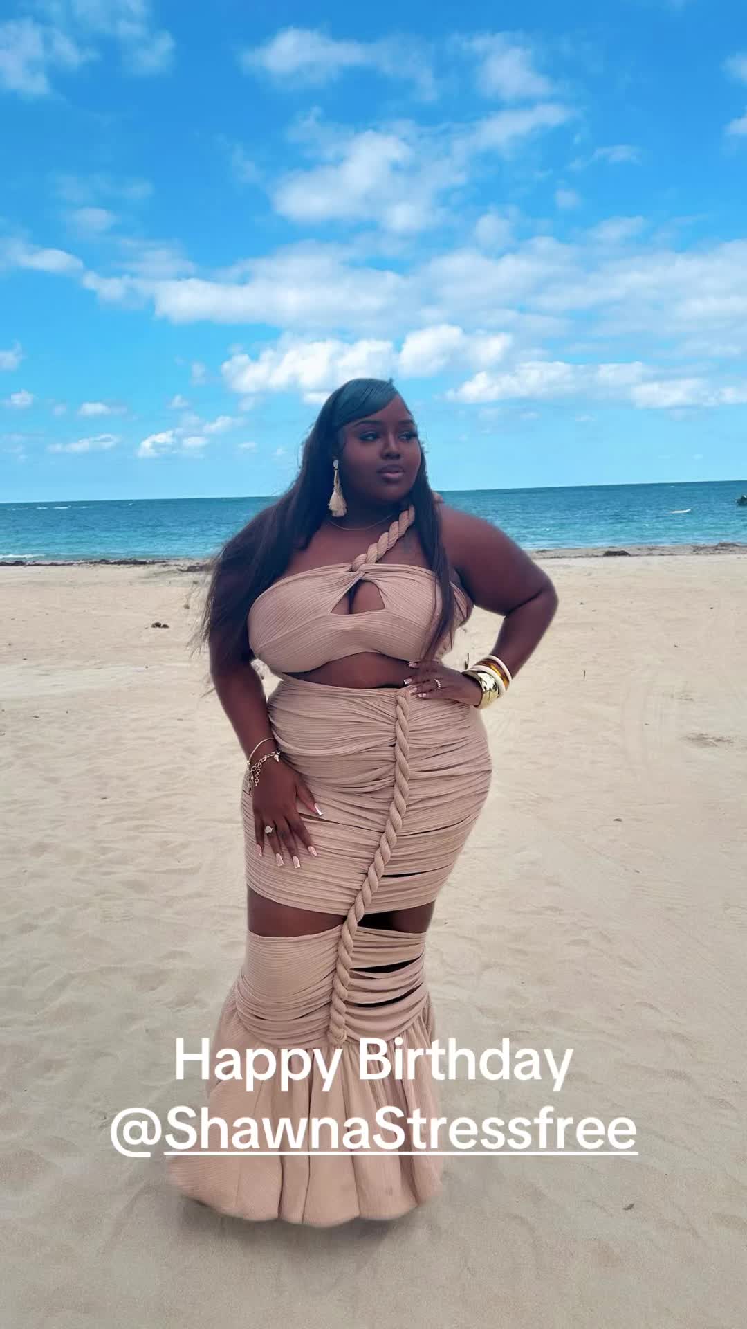 @GoldenRoseJay