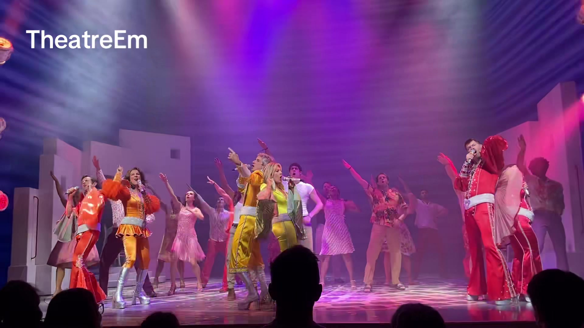 @Theatre Em